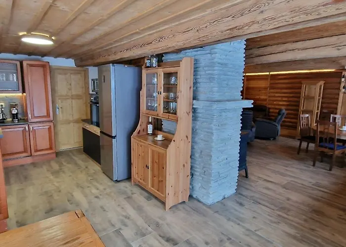 Feriehus Srubova Tis *